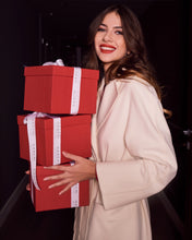 Carica l'immagine nel visualizzatore di Gallery, HELLEN Cappotto bianco